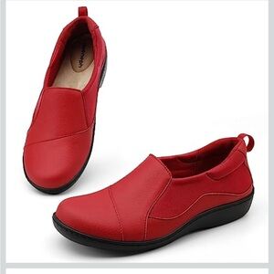 HUENEPH Women’s Comfort
Leather Loafers Casual Slip On Red Walk Shoes Size 6.5
